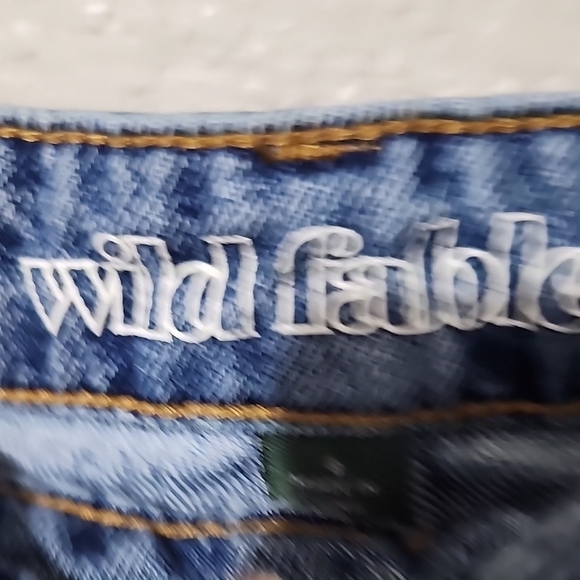 Wild Fable Shorts Distressed Blue Jean Shorts Distroyed Size 8 Holes Rips - Picture 2 of 12